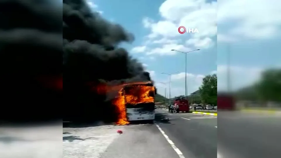 Balıkesir’de otobüs yandı: 5 ölü | Video