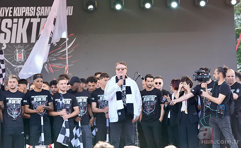 Beşiktaş Türkiye Kupası şampiyonluğunu taraftarıyla kutladı! Sahile akın ettiler... 8