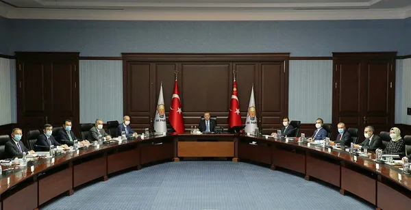 Başkan Erdoğan liderlik ediyor! AK Parti'de MYK toplantısı başladı - 2