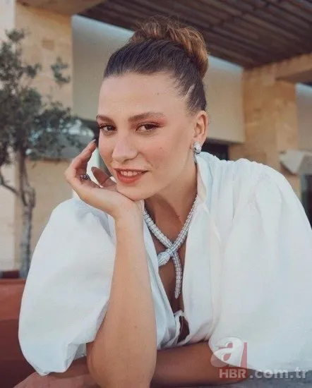 Serenay Sarıkaya'dan milyonluk anlaşma! İki filmden servet kazanacak 4