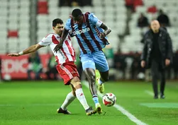 Fırtına zirve takibinde takıldı! Trabzonspor Antalyaspor ile berabere kaldı