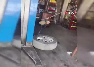 İşletmeye giren yılan paniğe neden oldu