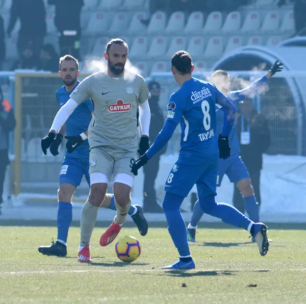 Rize'ye altın değerinde 3 puan - 1