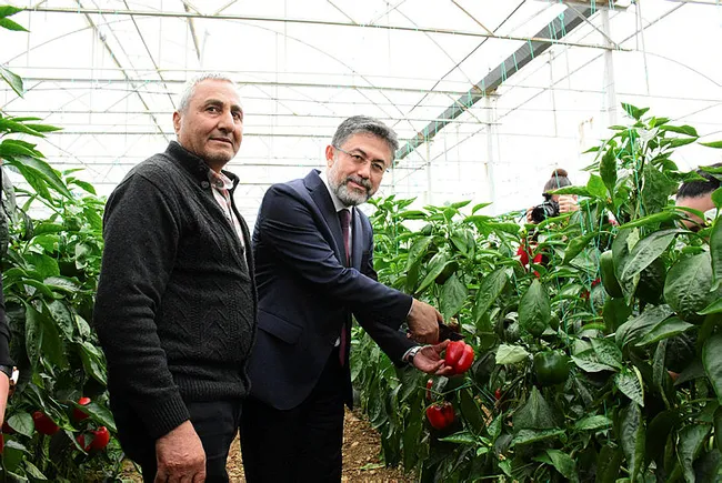 tarim-bakani-ibrahim-yumakli-acikladi-ciftci-destek-odemeleri-hesaplarda-1705686052737.jpg Tarım Bakanı İbrahim Yumaklı açıkladı! Çiftçi destek ödemeleri hesaplarda - 7