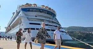 Astoria Grande kruvaziyeri Amasra’ya geldi