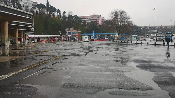 istanbuldan-otobus-seferleri-iptal-istanbuldan-otobus-seferleri-ne-zaman-baslayacak-valilikten-son-dakika-acik-1643036003630.jpg İstanbul'dan otobüs seferleri iptal! İstanbul'dan otobüs seferleri ne zaman başlayacak? Valilikten son dakika açıklaması - 1