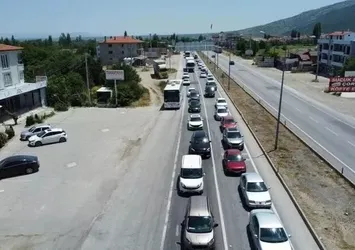 Kurban Bayramı tatili bitti dönüş başladı! Yollarda son durum: 14 araç birbirine girdi