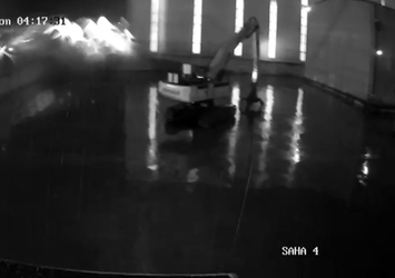 Görüntüler korku filmlerini aratmadı! Asrın felaketi 85 saniye sürdü