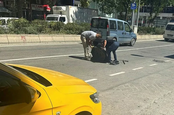 CHP’li belediyeden lağım kokusuna ’naylon’ çözüm