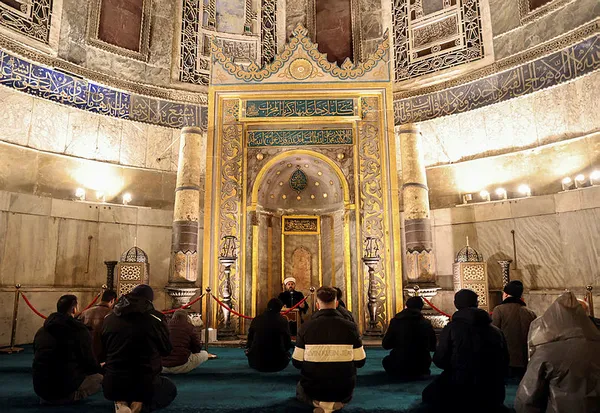 Depremde vefat eden vatandaşlar için Türkiye genelindeki 90 bin camide sela okundu - 6