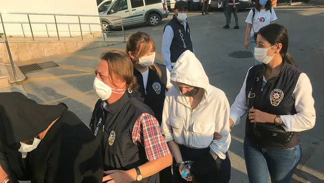 Bursa’da taksici koca, 1 yıllık eşini fuhşa sürüklemiş - 5