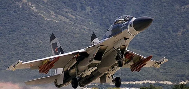 Rus Su-30 savaş uçağı ABD ve Fransız casus uçaklarını Karadeniz’de engelledi