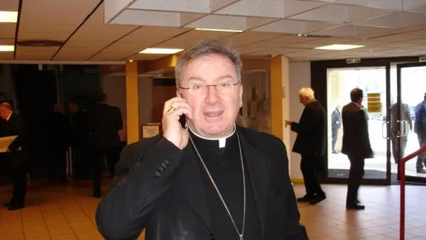 Vatikan’ın eski Başpiskoposu Ventura’ya 5 erkeğe cinsel saldırıdan hapis cezası verildi!