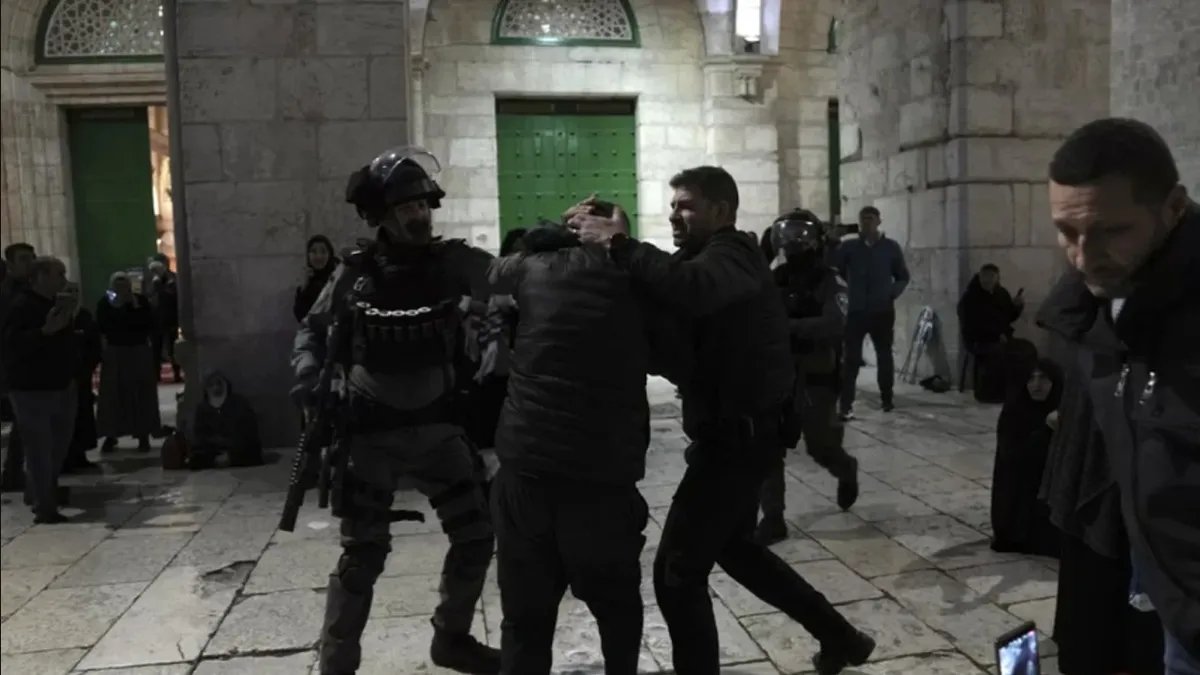 İsrail polisinden Türk turistlere saldırı: Darbettiler derdest edip gözaltına aldılar