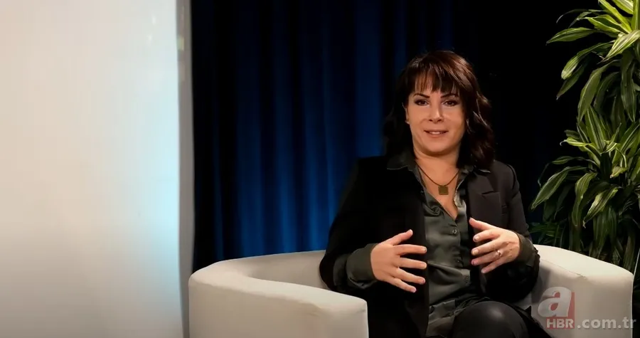 Sevinç Erbulak ünlü oyuncunun teyzesi çıktı! Erbulak’tan boğazları düğümleyen itiraf: ‘Bağırıp çıktım, 2 saat içinde kaybettik’ 7