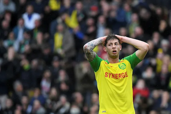 Emiliano Sala'nın içinde bulunduğu uçak kayboldu! - 1