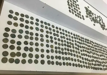 İstanbul'da tarihi eser kaçakçılarına operasyon: 2 şüpheli gözaltında