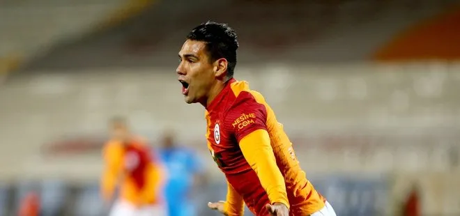 Galatasaray’da flaş transfer gelişmesi: Falcao’ya talip var!