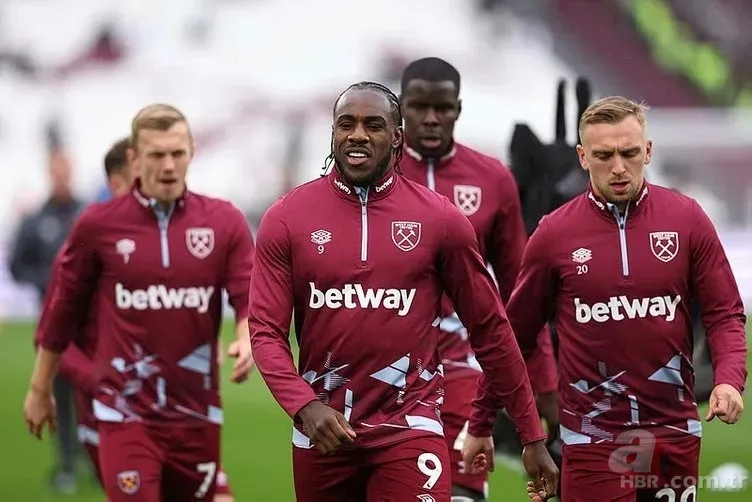 Dünyanın en iyi futbol takımları açıklandı! İşte dört büyüklerin listedeki yerleri... 17