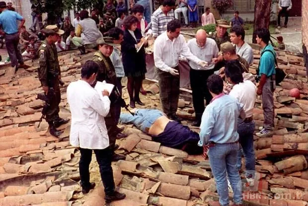 Narcos dizisinin son bölümüyle ilgili izleyenleri ters köşe yapan itiraz 4