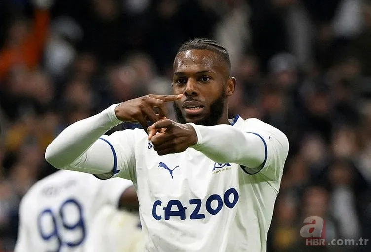 Cimbom’a iki dünya yıldızı! Erden Timur onların peşinde… 10