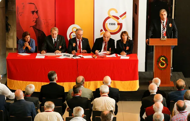 Galatasaraylı Sporcular Derneğinin seçimi: Levent Nazifoğlu yeniden başkan - 1
