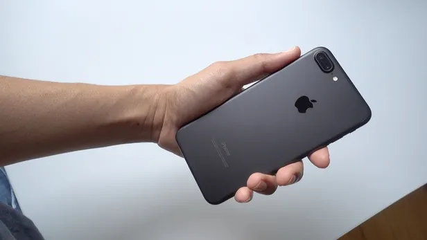 Eylül ayında bitiyor! Apple 2 iPhone modeline daha desteği kesiyor! İşte iOS 17 güncellemesi almayacak iPhone modelleri - 7