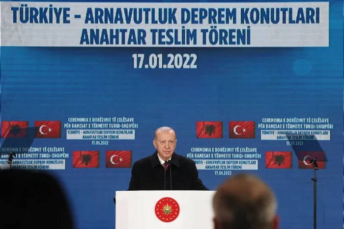 Son dakika: Başkan Erdoğan’dan Arnavutluk’ta deprem konutları teslim töreninde önemli açıklamalar