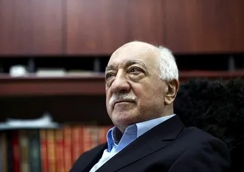 'Askeri casuslukta kumpas' davasında Gülen için tutuklama kararı