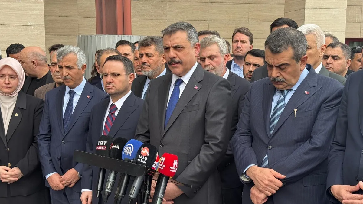 Silahlı saldırılar sonrası okullarda hangi tedbirler alınacak? Gözler kritik toplantıda