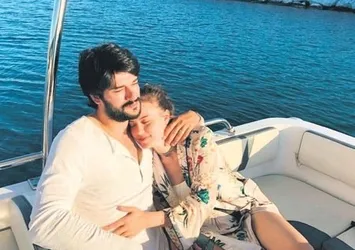 Fahriye Evcen'i ağlattılar