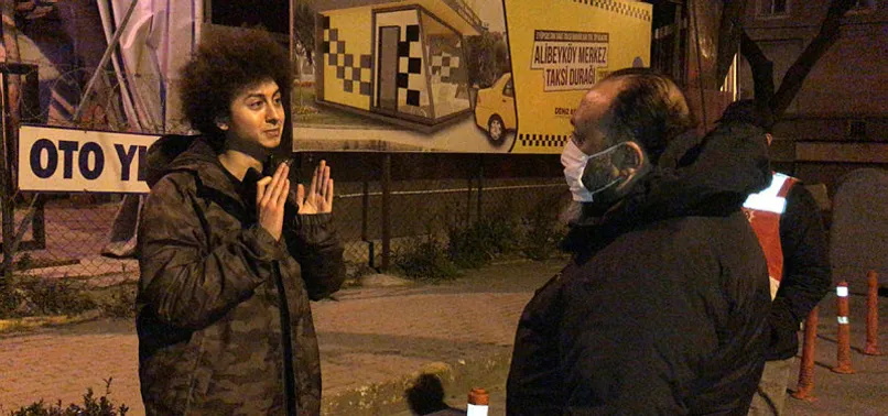 Yasağa uymayan genç ekiplere yakalanınca: Allah bana ceza veriyor