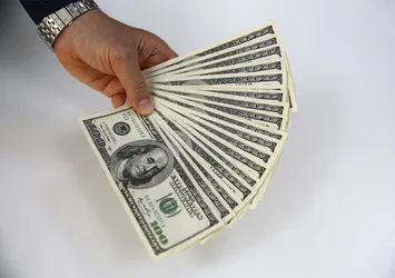 Dolar ve Euro ne kadar?
