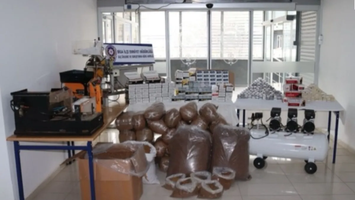 Çanakkale'de tütün ürünleri ticareti yapanlara yönelik operasyon: 5 gözaltı