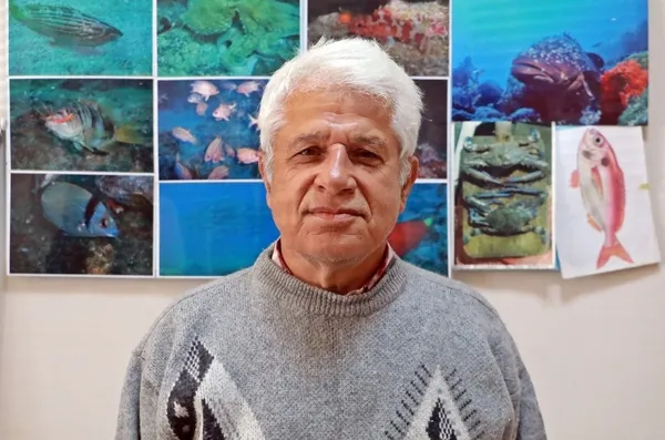 denizin-icindeki-sisede-bulundu-unlu-profesor-saskina-dondu-1641131732652.jpg Denizin içindeki şişede bulundu: Ünlü profesör şaşkına döndü - 2