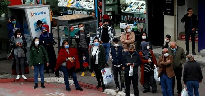 Koronavirüs vaka oranı bir haftada iki katına çıkan Antalya’da ek tedbirler alındı