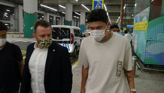 Son dakika: Fenerbahçe Min-Jae Kim ile sözleşme imzaladı