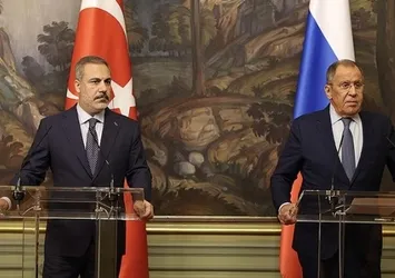 Bakan Fidan'dan önemli temas: Lavrov ile Suriye'yi görüştü