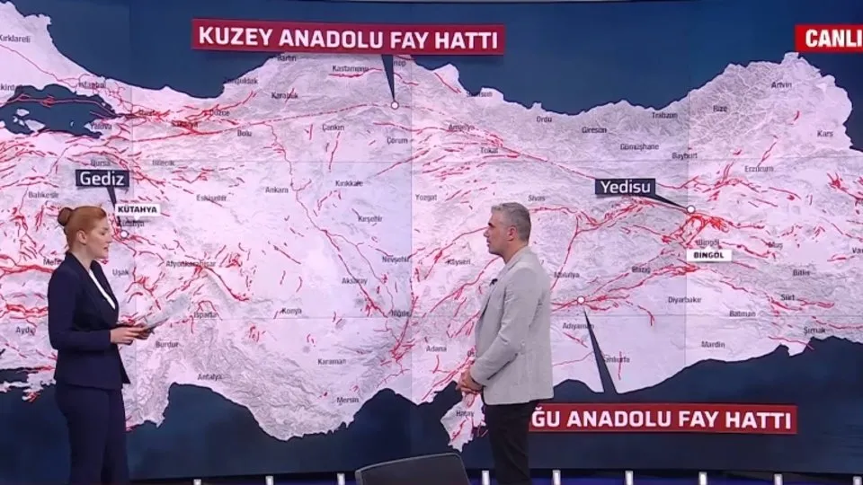 Simav depremleri neyin habercisi? Türkiye fay haritasında kritik noktalar nereler?
