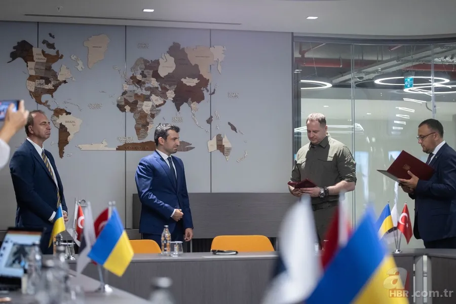 Ukrayna’dan Selçuk Bayraktar’a Devlet Liyakat Nişanı 2