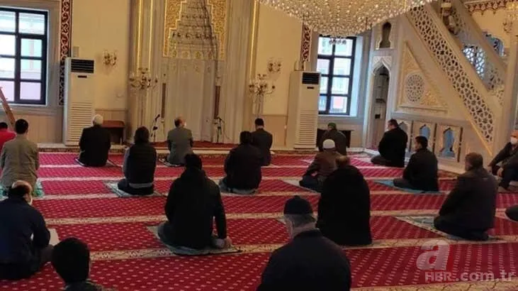 Son dakika: Bu hafta Cuma Namazı kılınacak mı? 1 Ocak'ta camiler açık mı? İşte merak edilenler... 2