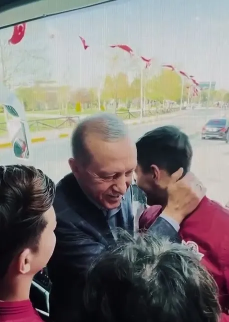 1684349080872.jpg Başkan Erdoğan'dan seçimlerdeki ikinci tur için paylaşım: Davamız büyük yarınlar aydınlık! HAYDİ! - 3