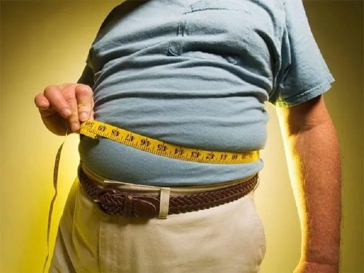 Diyet yapıyorum ve sağlık besleniyorum ama yine de kilo almaya devam ediyorum diyenler dikkat! Bu 8 etmen kilo almanıza neden oluyor