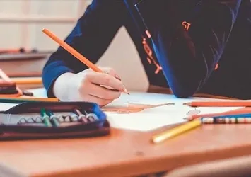 Özel okullarda kayıt ücreti baskısı! Gelecek yılın parasını yüzde 100 zamlı istiyorlar