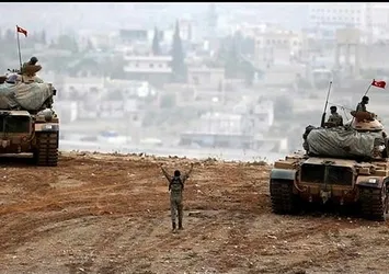 Kilis'ten de DAEŞ mevzileri vuruluyor