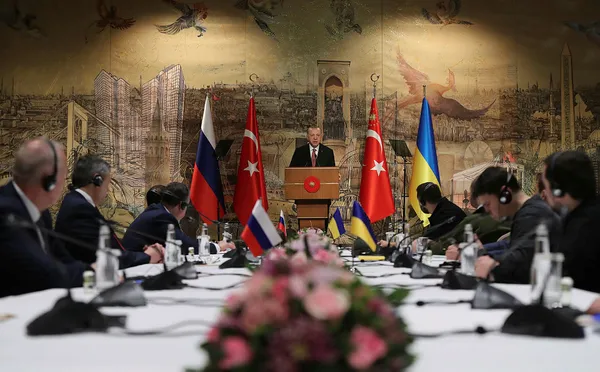 1648824722122.jpg Putin ile Zelenskiy'nin olası müzakerelerden talebi ne? Masada iki ihtimal var! İki lider hangi ülkede buluşacak? - 2