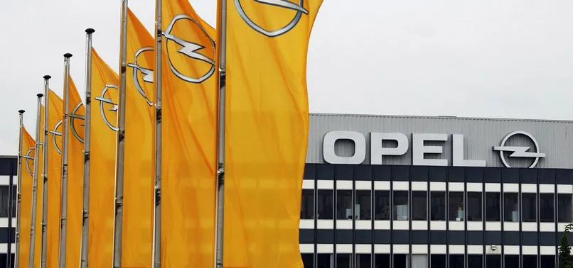 Peugeot'un Opel'i satın almasına AB'den onay