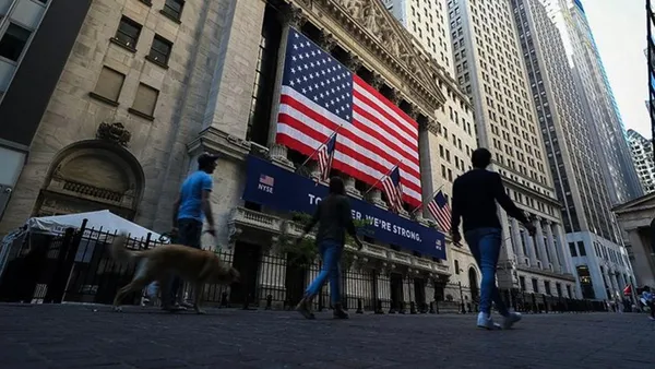 Koronavirüs ABD ekonomisini çökertti! İşsizlik maaşı başvuruları arttı