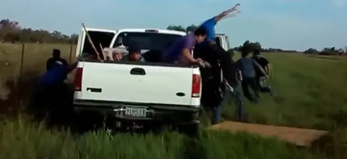 Polisler bile şaşkına döndü! Kamyonetten çıkanlar şoke etti - 4