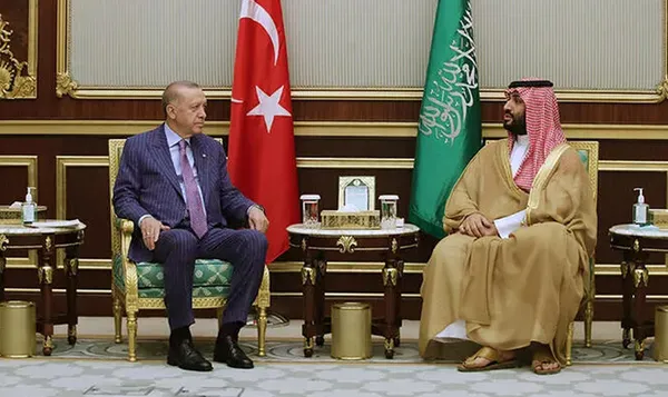 son-dakika-turkiye-suudi-arabistan-is-birligi-tcmb-5-milyar-dolarlik-giris-1669122982981.jpg Son dakika: Türkiye-Suudi Arabistan iş birliği! Suudi Arabistan TCMB'ye 5 milyar dolarlık mevduat girişi yapacak - 1